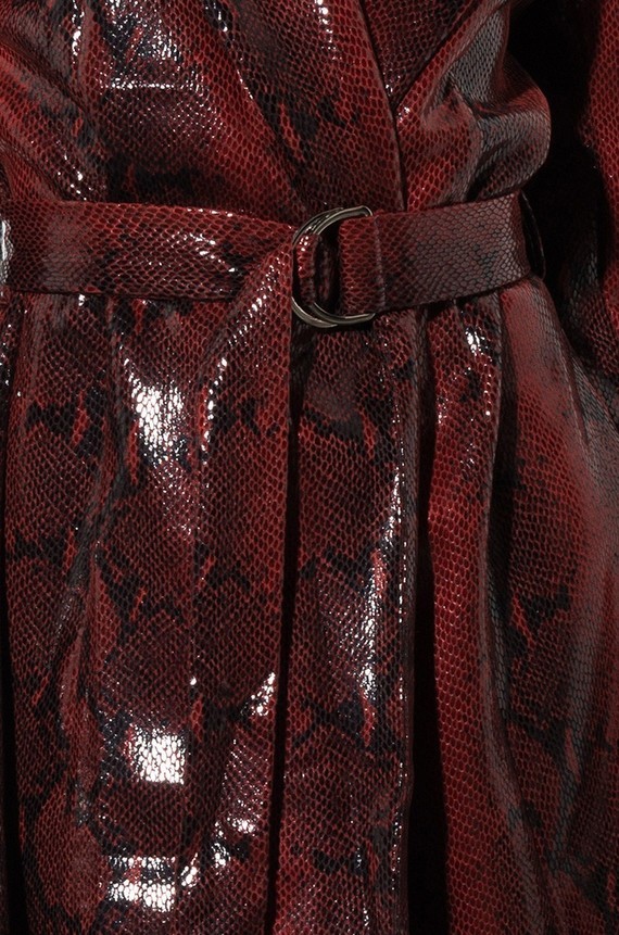 hold-it-against-me-snakeskin-trench-_wine_4