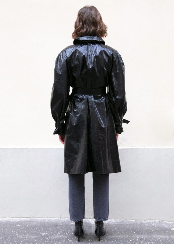FRANKIE_IMG_1403-Black-Patent-Creased-Belted-Overcoat