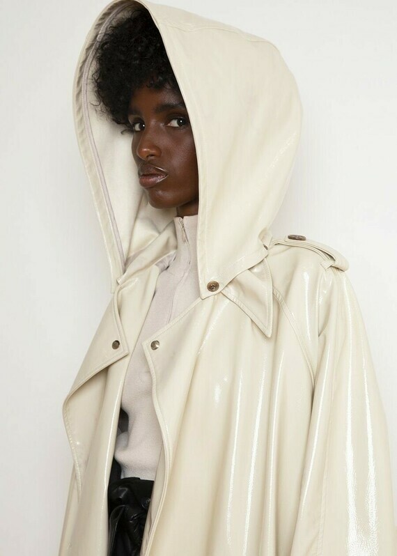 glossy-patent-hooded-trench-parka-in-buttercream-coat-the-frankie-shop-565963_900x