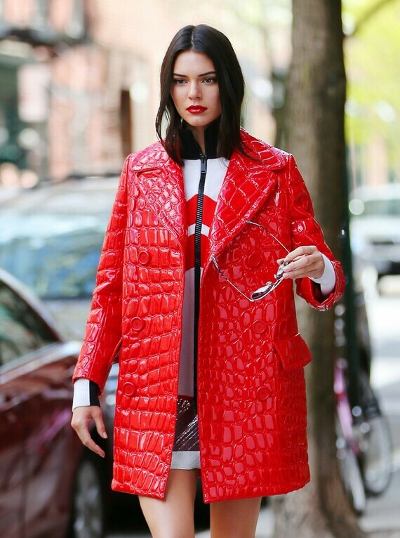 kendall-jenner-on-the-set-of-a-photoshoot-in-new-york_1