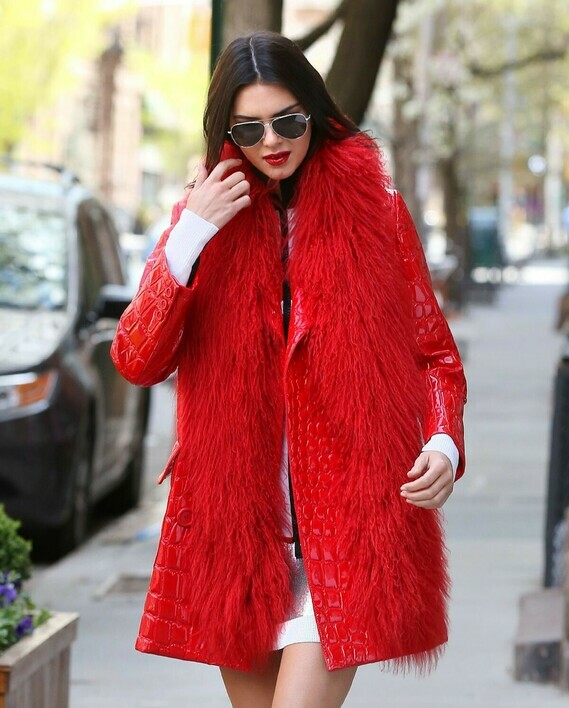 kendall-jenner-on-the-set-of-a-photoshoot-in-new-york_8