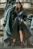 paris-fashion-store-women-black-blue-coat-churchill-fashion-designer-clothes-paris (1)