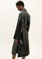 glossy-patent-faux-leather-belted-coat-in-black-coat-the-frankie-shop-474734_900x