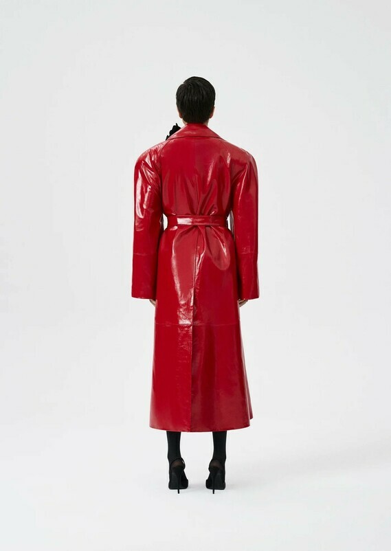 AW22_LEATHER_08_COAT_RED_04_1400x1972_crop_center