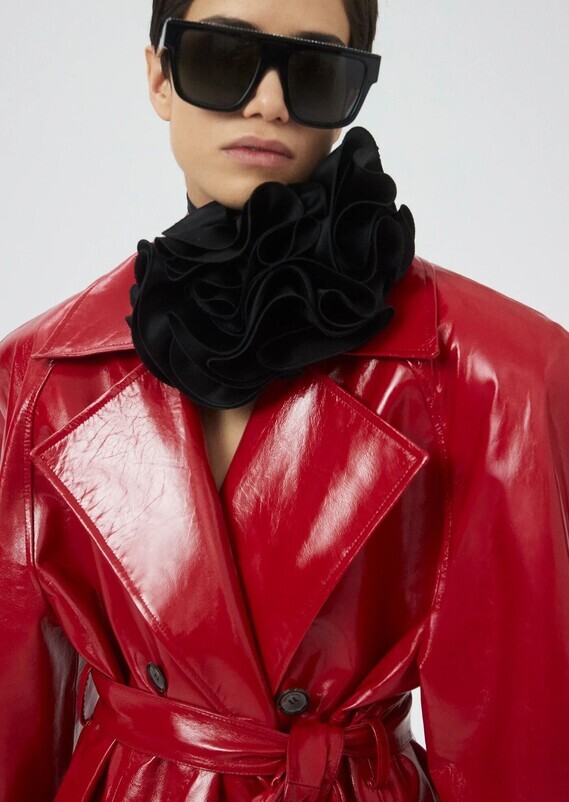 AW22_LEATHER_08_COAT_RED_05_1400x1972_crop_center