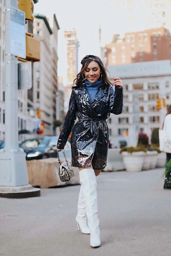 Style_with_Nihan_wearing_Clear_trench_coat_majorelle_revolve_New_York_Fashion_Week-1