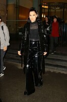 Jessie-J-in-Black-PVC-Outfit--05