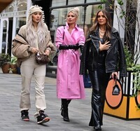 Chloe-Sims---With-Demi-and-Frankie-seen-filming-at-Rome-London-in-Mayfair-07
