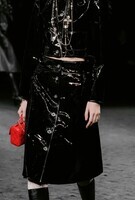 sys-master-content-h7f-h30-10165657305118look-005-d03-fall-winter-2023-24-chanel-show