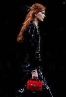 sys-master-content-hc7-h36-10165658288158look-005-d01-fall-winter-2023-24-chanel-show