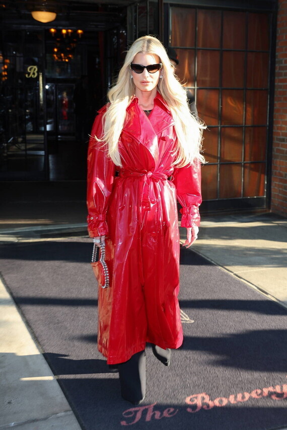 Jessica-Simpson-stands-out-in-bright-red-trench-coat-as-she-exits-The-Bowery-Hotel-in-in-New-York-Ci