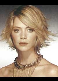 short_layers_blonde_with_long_bangs
