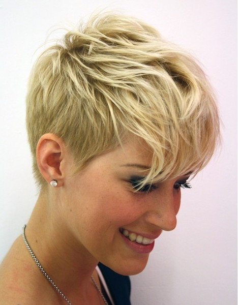 Layered-short-pixie-cuts-for-thick-hair-with-side-bangs