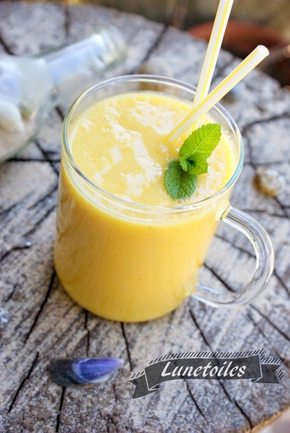 smoothie-sain-banane-mangue
