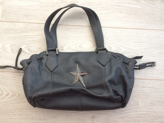 5€: Sac Thierry MUGLER quelques frottements