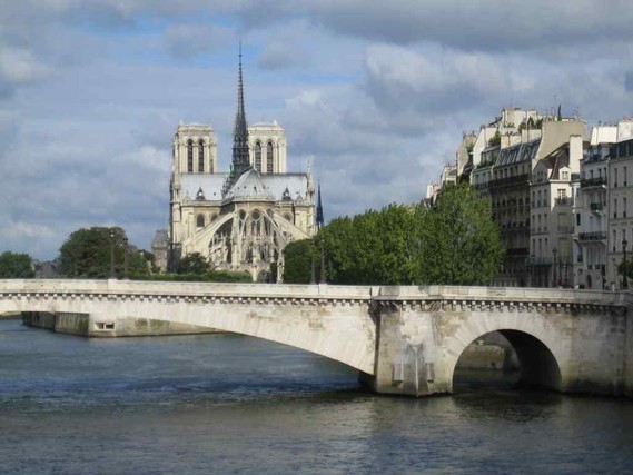 Notre-Dame (51)
