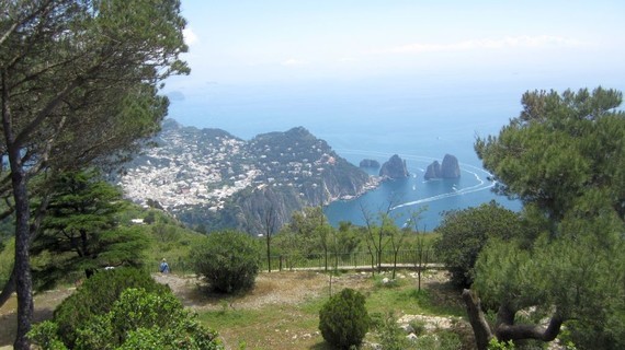 Capri (90)