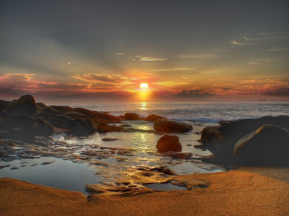 coucher-de-soleil-en-bord-de-mer