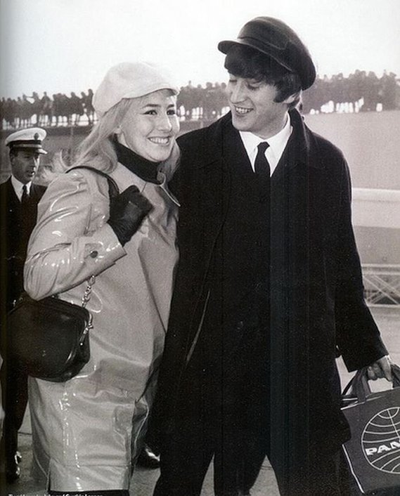 Cynthia et John Lennon