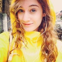 Yellow selfie