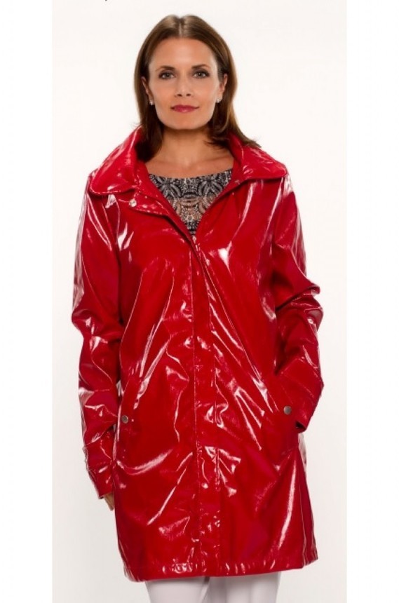 Ubu raincoat