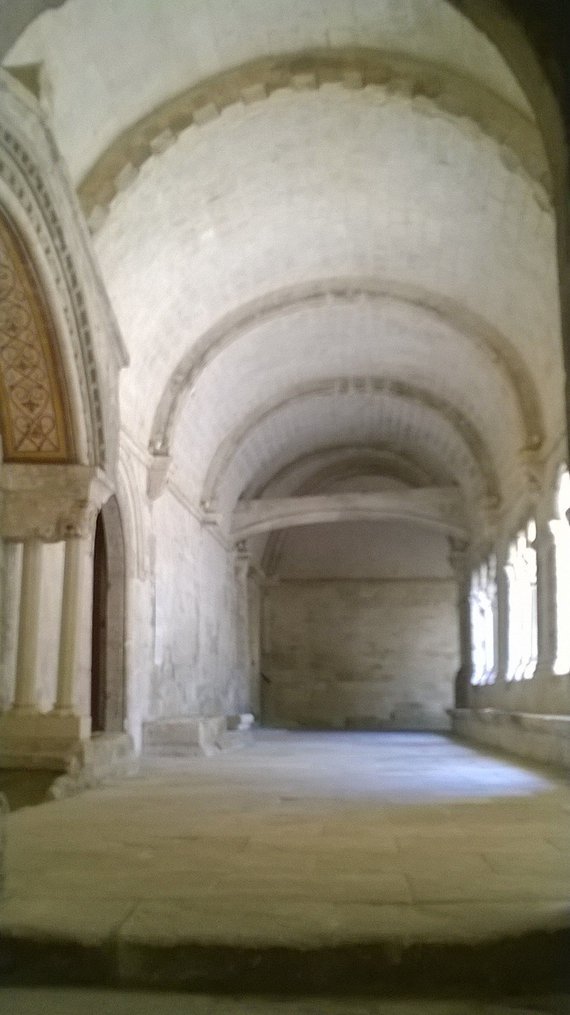 intérieur abbaye de montmajour
