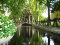 jardin du luembourg , fontaine Médicis