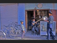 le-luthier , Kashgar, Xinjiang , Chine