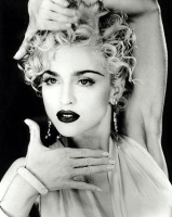 Madonna_bw3