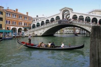 Rialto Bridge (Venice, Italy)