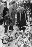 Noël 1954, La Bicyclette