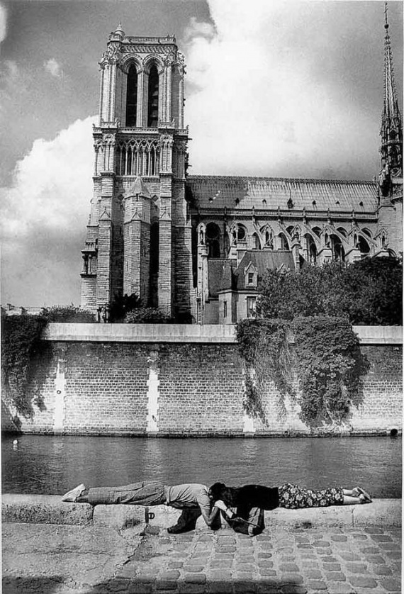 WILLY-RONIS-2459-Vacances-a-Paris-1987-1