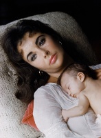 Elizabeth Taylor with her newborn daughter Liza Todd