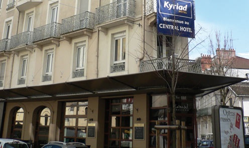 thalasso-vichy-central-hotel-kyriad-et-spa-facade