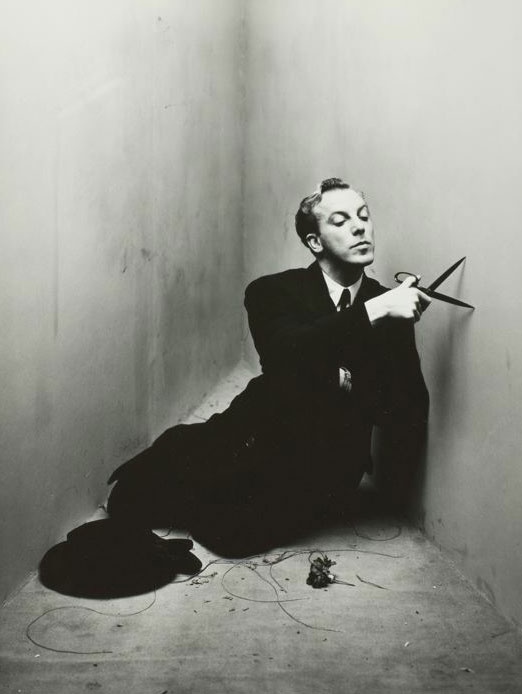 Irving-Penn-Jacques-Fath Jacques Fath in one of Penn’s famous corner portraits
