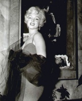 Marilyn Monroe at the premiere of 'Gigi', 1958