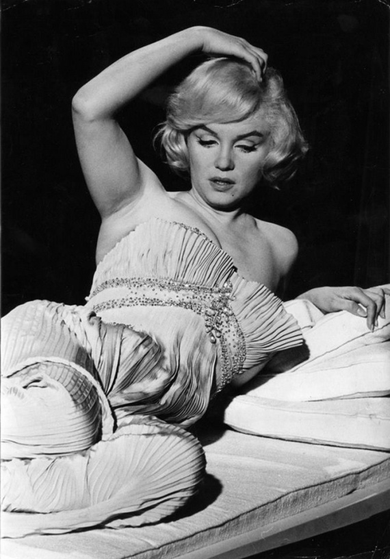 Marilyn Monroe on set of 'Let's Make Love' , 1960