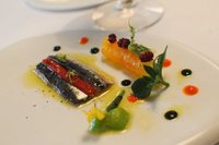 Thierry-Drapeau-sardines marinées au citron et huile d’olive, poivron confit, blanc manger concombre