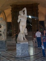 David, de Michelangelo, au Louvre