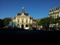 75020  Mairie du 20° arrondissement, Place Gambetta