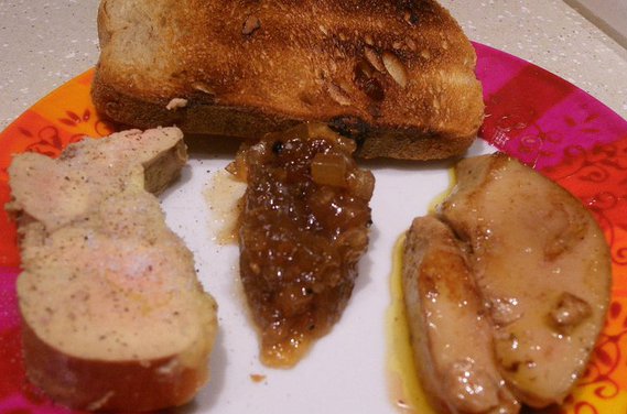 foie gras et p'tite compotée d'oignons