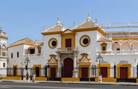 Real_Maestranza_main_entrance_Seville_Spain