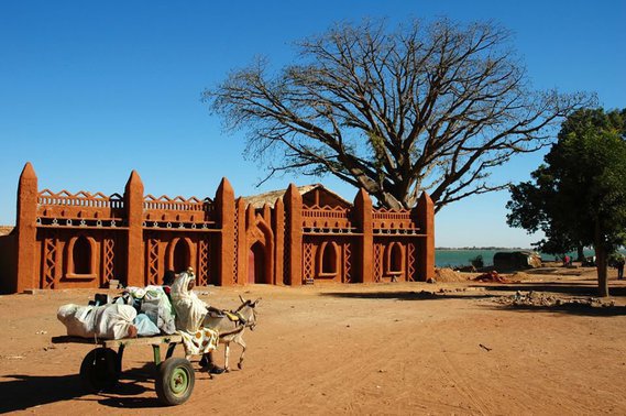 Maison traditionnelle d'architecture soudanaise à Segou, Nord du Mali
