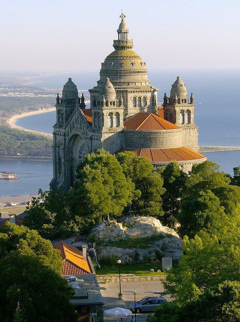 Basilique de Santa Luiza à Viana do Castelo, Portugal