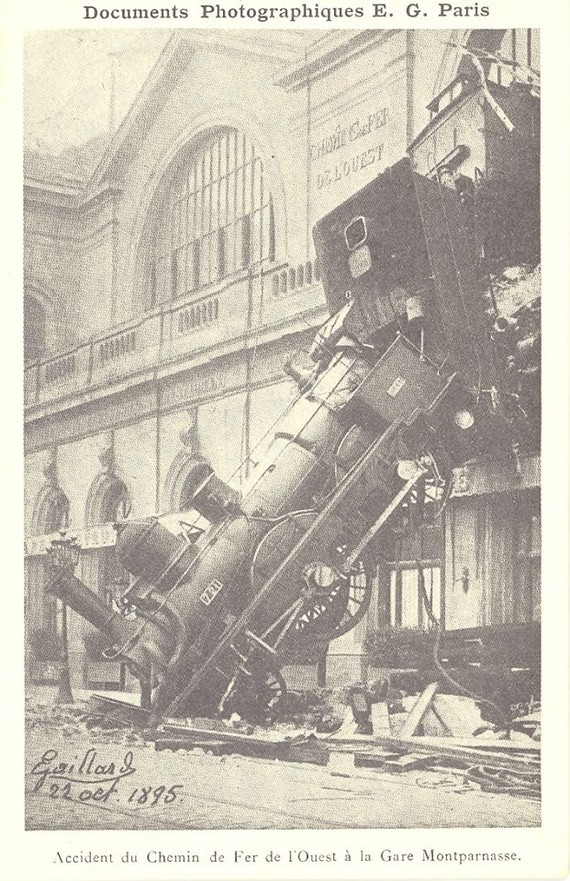1895, accident de train à la gare Montparnasse-