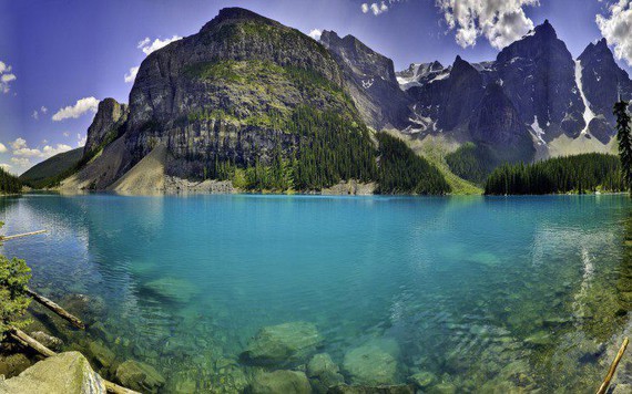 Moriane Lake, Banff National Park, Alberta, Canada