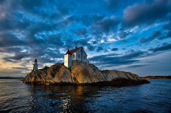 Rivingen Lighthouse, Norway