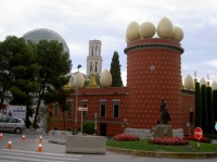 Architecture extravagante 3 - Figueras, Espagne