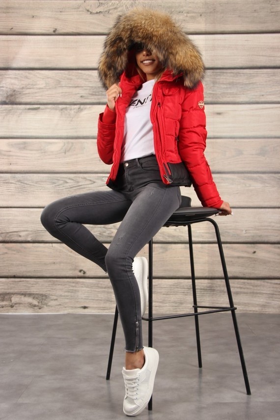red-fitted-down-jacket-with-hood-with-real-fur-trim(14)8