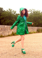 georgiana boboc street style paris green asos rain coat topshop heels vintage traffic top blogs fren